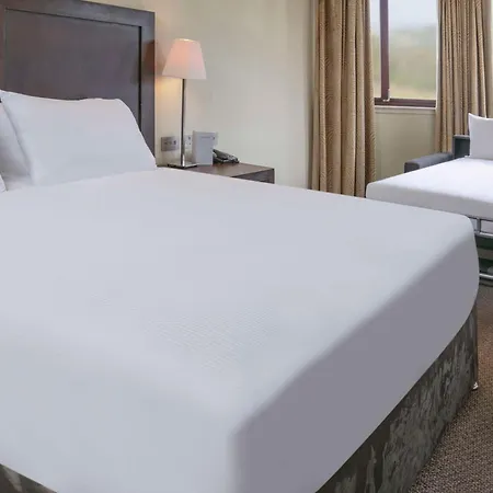 Glasgow Westerwood Hotel, Spa & Golf Resort Cumbernauld Buitenkant foto